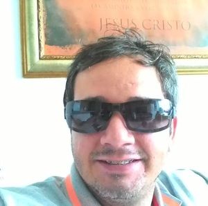 Meet your Posher, Marcos